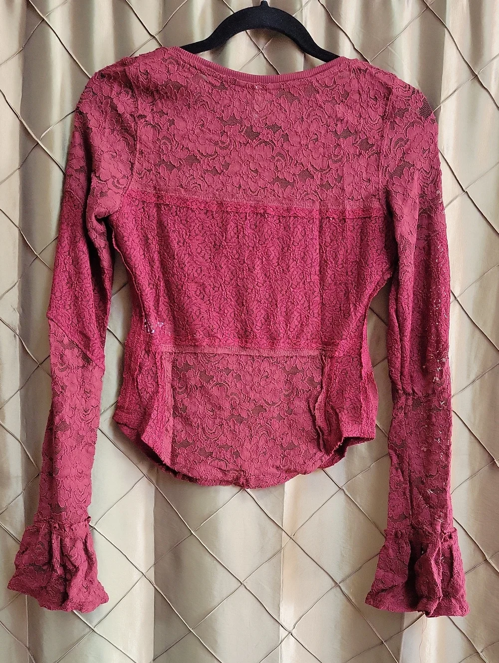 NWT- Free People ‘Lace Layering’ Long Sleeve Pop-Over Top